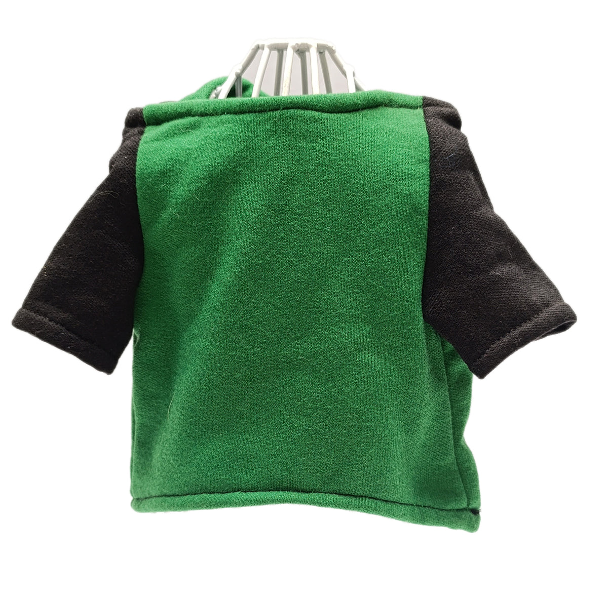 Sudadera verde con negro