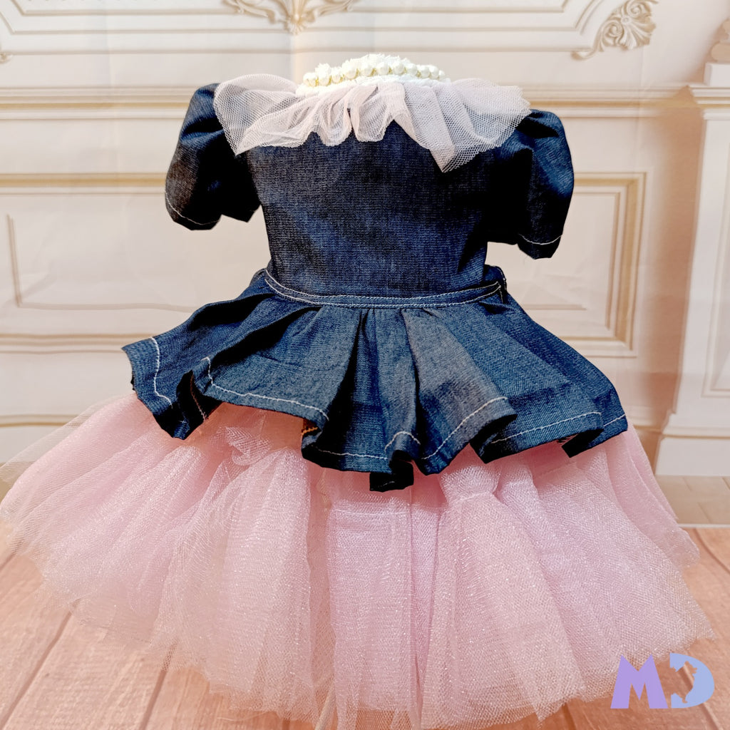 Vestido mezclilla collar perlas