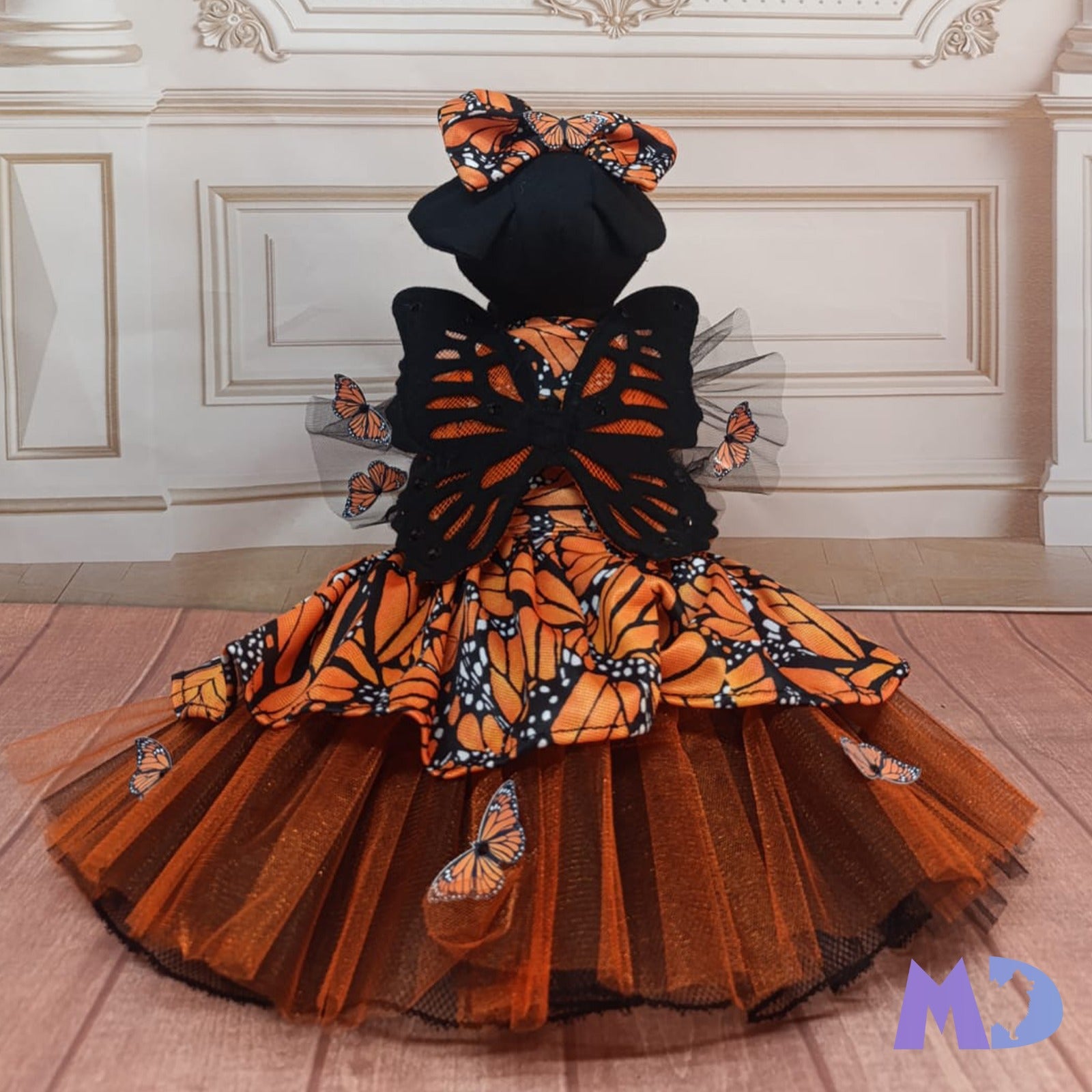Vestido monarcas