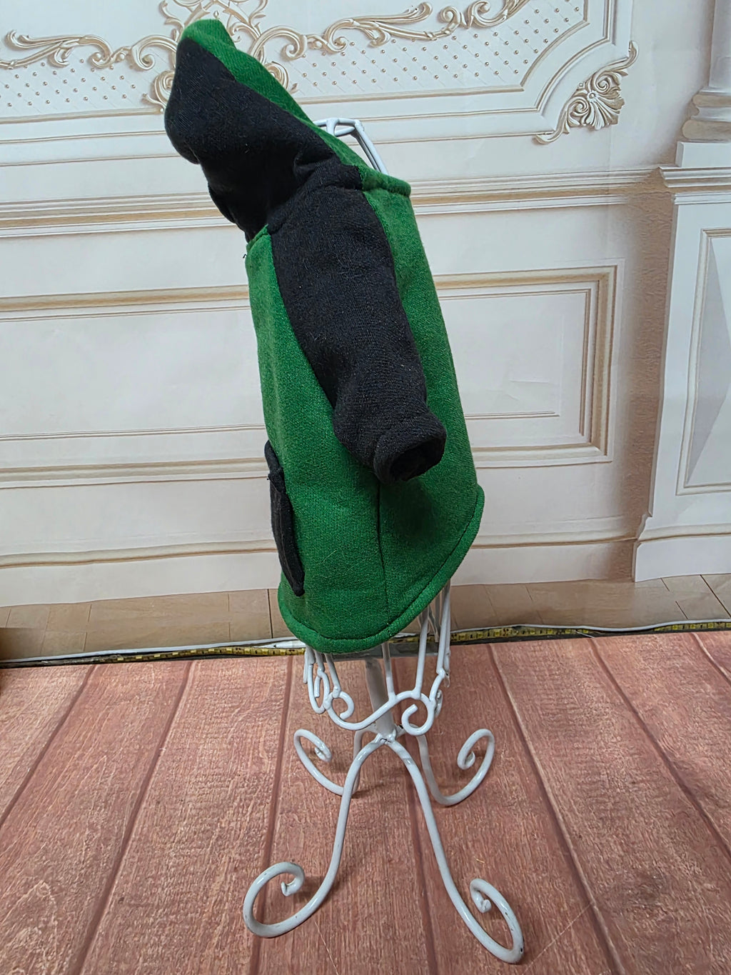 Sudadera verde con negro