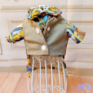 Camisa y chaleco explorador