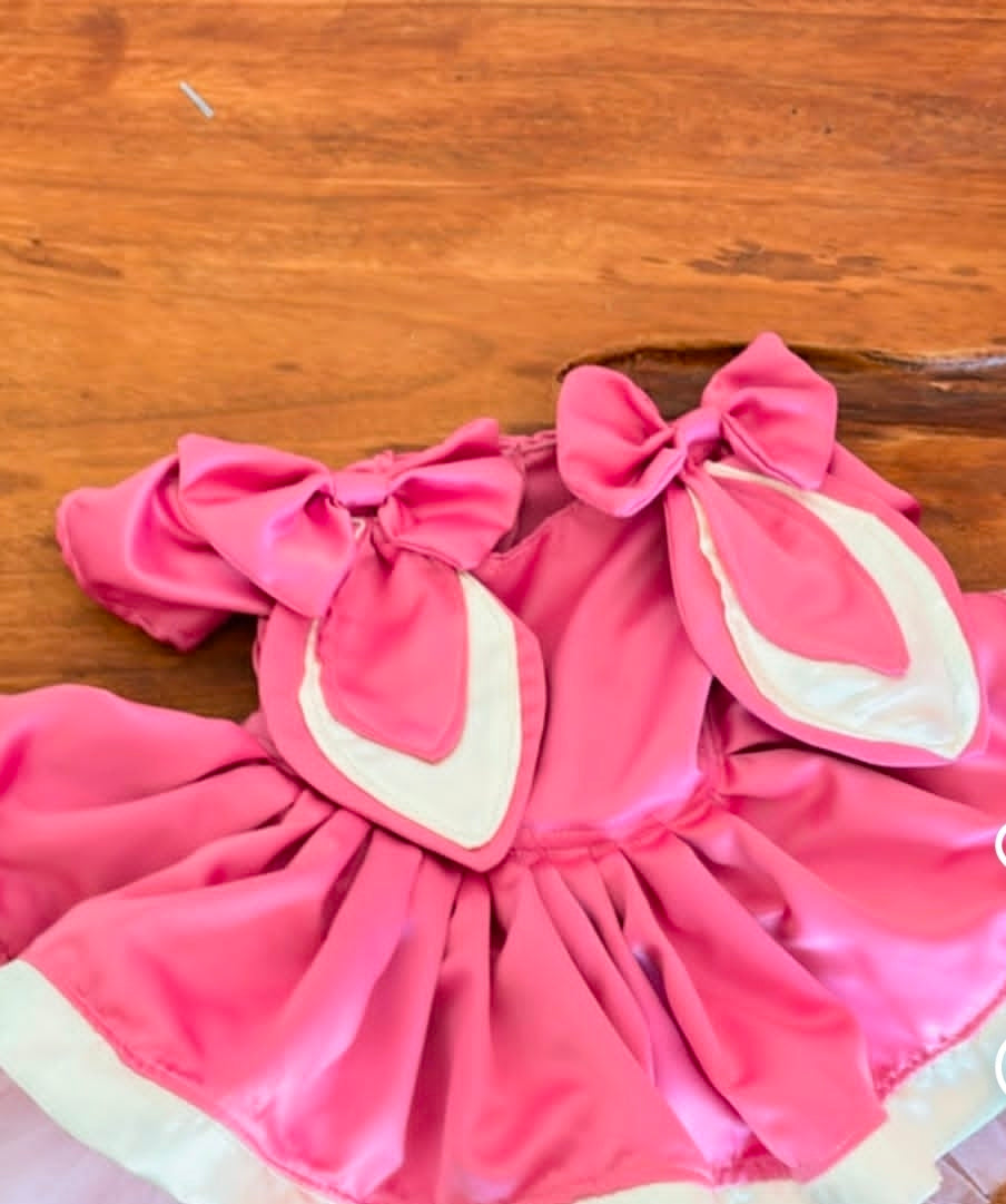 Conejito pascua rosa