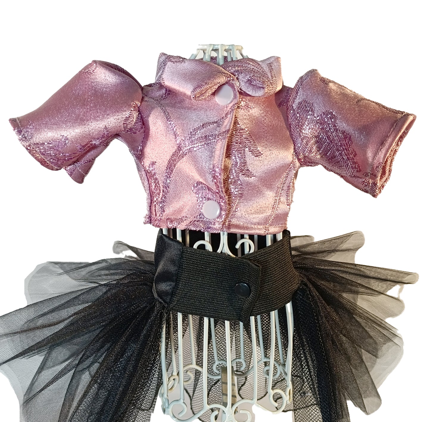 Chamarra rosa tutu negro