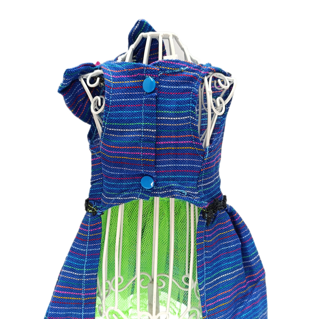 Vestido mexicano azul tradicional